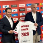 a9627547-1b17-4e38-a6df-1acf26131872